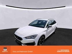 Candy weiss Gebraucht 2023 Seat Leon ST Kombi | 25.990 € (Fairer Preis)