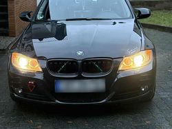 Schwarz Gebraucht 2009 BMW 318 Kombi | 4.800 € (Teuer)