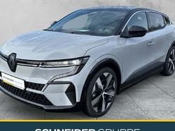 Grau Neu 2024 Renault Mégane Komfort Limousine | 39.490 €