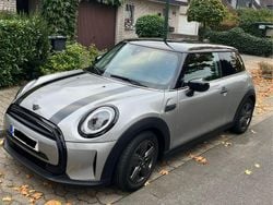 Silber Gebraucht 2023 Mini Cooper Essential Kleinwagen | 18.500 € (Superpreis)