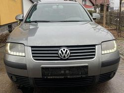 Grau Gebraucht 2004 VW Passat Comfortline Kombi | 1.500 € (Guter Preis)