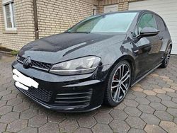 Schwarz Gebraucht 2016 VW Golf GTD Limousine | 8.499 € (Superpreis)