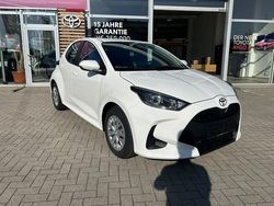 Weiss Neu 2025 Toyota Yaris Hybrid Business Edition Kleinwagen | 23.950 € (Guter Preis)