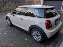 Weiß Gebraucht 2015 Mini One D Kleinwagen | 8.500 € (Fairer Preis)