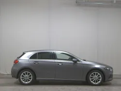 Grau Gebraucht 2022 Mercedes A200 Progressive Limousine | 21.980 € (Guter Preis)
