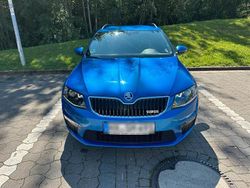 Blau Gebraucht 2016 Skoda Octavia vRS Kombi | 14.000 € (Fairer Preis)