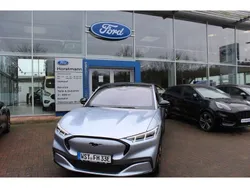 Iced blue silver Gebraucht 2022 Ford Mustang Mach-E S SUV | 44.950 € (Etwas zu teuer)