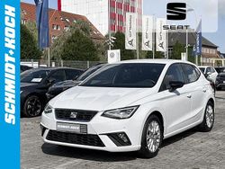 Weiß Gebraucht 2024 Seat Ibiza FR Limousine | 22.990 € (Etwas zu teuer)