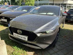 Machine grey Gebraucht 2024 Mazda 3 Selection Limousine | 23.490 € (Superpreis)