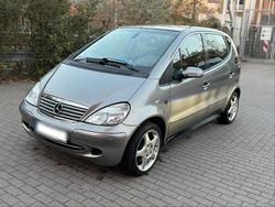 Silber Gebraucht 2003 Mercedes A190 Kleinwagen | 1.849 € (Fairer Preis)
