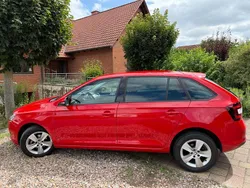 Rot Gebraucht 2018 Skoda Rapid Active Kombi | 12.000 € (Fairer Preis)