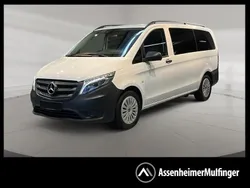 Weiß Gebraucht 2021 Mercedes Vito Van / Kleinbus | 44.979 €