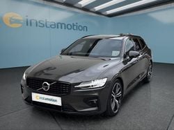 Grau Gebraucht 2022 Volvo V60 R-Design Kombi | 31.799 € (Etwas zu teuer)