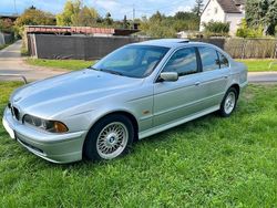 Silber Gebraucht 2001 BMW 520 Limousine | 3.999 € (Fairer Preis)