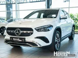 Digitalweiß Gebraucht 2024 Mercedes GLA220 Progressive SUV | 44.400 € (Guter Preis)