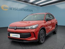 Rot Gebraucht 2025 VW Tiguan SUV | 34.749 € (Superpreis)