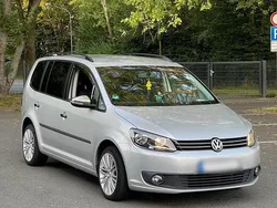 Silber Gebraucht 2014 VW Touran Van / Kleinbus | 7.800 € (Fairer Preis)