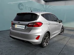 Silber Gebraucht 2023 Ford Fiesta ST-Line Kleinwagen | 17.388 € (Fairer Preis)