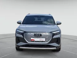 Kieselgrau Gebraucht 2022 Audi Q4 e-tron Advanced SUV | 36.480 € (Fairer Preis)