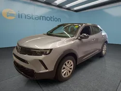Grau Gebraucht 2023 Opel Mokka SUV | 26.399 € (Teuer)