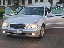 Silber Gebraucht 2002 Mercedes C180 Classic Limousine | 2.700 € (Fairer Preis)