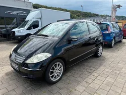 Schwarz Gebraucht 2008 Mercedes 180 Limousine | 2.490 €