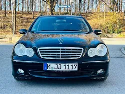 Schwarz Gebraucht 2005 Mercedes C320 Elegance Kombi | 2.299 € (Fairer Preis)