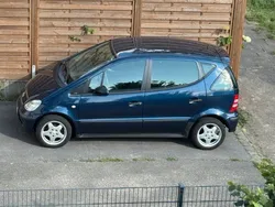 Blau Gebraucht 2003 Mercedes A140 Avantgarde Van / Kleinbus | 2.400 € (Etwas zu teuer)