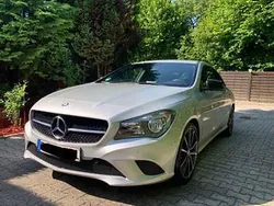 Silber Gebraucht 2013 Mercedes CLA200 Urban Coupé | 14.000 € (Superpreis)