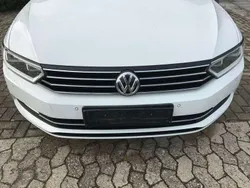 Weiß Gebraucht 2018 VW Passat Trendline Kombi | 15.400 € (Superpreis)