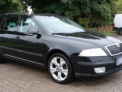 Schwarz Gebraucht 2008 Skoda Octavia Kombi | 3.700 € (Etwas zu teuer)