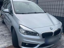 Silber Gebraucht 2016 BMW 218 Gran Tourer Advantage Van / Kleinbus | 17.500 € (Teuer)