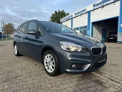Grau Gebraucht 2017 BMW 216 Gran Tourer Advantage Van / Kleinbus | 8.499 € (Guter Preis)