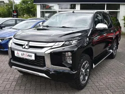 Schwarz Gebraucht 2021 Mitsubishi L200 Select Abholung | 37.990 € (Etwas zu teuer)
