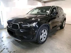 Schwarz Gebraucht 2022 Volvo XC40 Momentum SUV | 19.700 € (Fairer Preis)