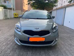 Gebraucht 2016 Kia Carens 2 Van / Kleinbus | 12.500 € (Fairer Preis)