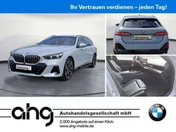 Grau Gebraucht 2024 BMW 520 M Sport Kombi | 53.890 € (Guter Preis)