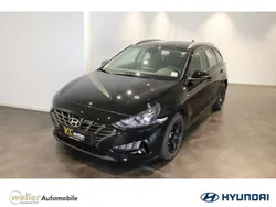 Schwarz Gebraucht 2023 Hyundai i30 Trend Kombi | 20.840 € (Fairer Preis)