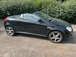 Schwarz Gebraucht 2008 Opel Tigra Cabrio | 3.900 € (Etwas zu teuer)