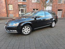 Schwarz Gebraucht 2011 VW Passat Kombi | 5.900 € (Fairer Preis)