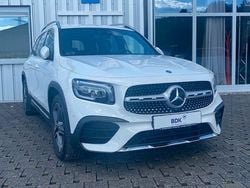 Weiß Gebraucht 2020 Mercedes GLB200 AMG line SUV | 32.990 € (Etwas zu teuer)