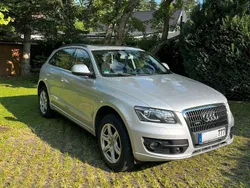 Grau Gebraucht 2009 Audi Q5 Comfort SUV | 8.999 € (Guter Preis)