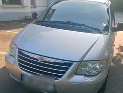 Silber Gebraucht 2007 Chrysler Grand Voyager Van / Kleinbus | 4.500 € (Teuer)