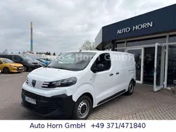 Weiß Gebraucht 2025 Peugeot Expert Van | 27.540 € (Guter Preis)