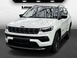 Weiß Gebraucht 2023 Jeep Compass SUV | 36.900 €
