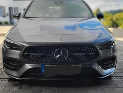 Grau Gebraucht 2020 Mercedes CLA200 Shooting Brake AMG line Kombi | 28.000 € (Fairer Preis)