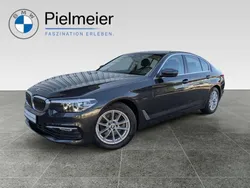 Grau Gebraucht 2019 BMW 520 Efficient Dynamics Limousine | 28.450 € (Superpreis)