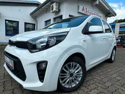 (ud) schneeweiss Gebraucht 2021 Kia Picanto DREAM-TEAM Edition Kleinwagen | 9.749 € (Fairer Preis)