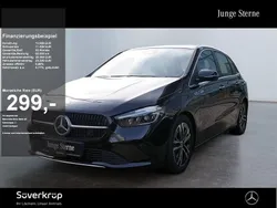 Schwarz Gebraucht 2024 Mercedes B200 Progressive Van / Kleinbus | 34.320 € (Teuer)