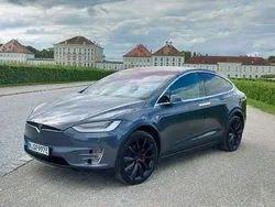 Grau Gebraucht 2020 Tesla Model X Performance SUV | 47.900 €